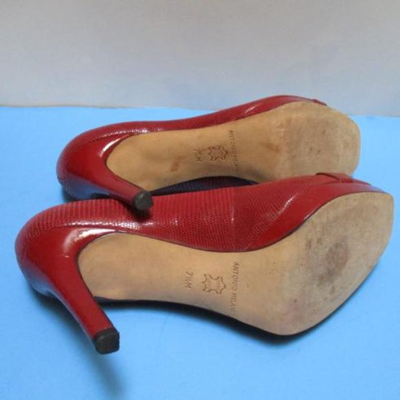 *Antonio Melani Red Patent Scale Pattern Peep Toe - Picture 9 of 9
